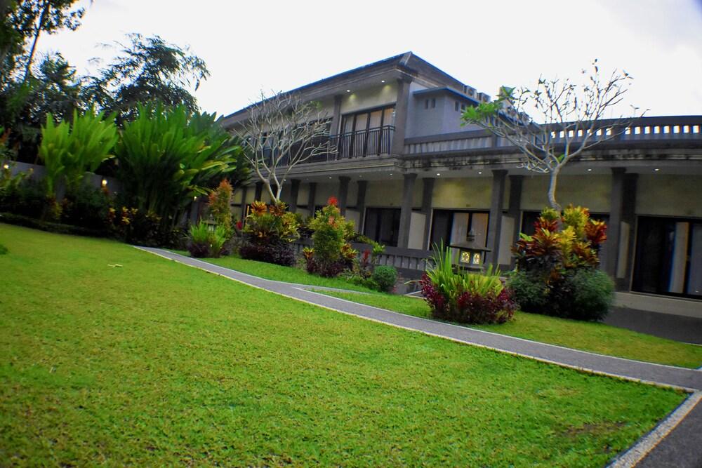 Purnama Hotel Ubud Exterior foto